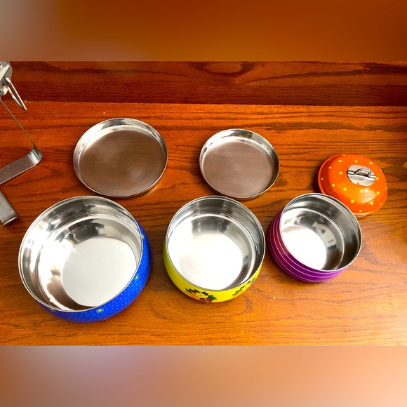 Food/Storage Containers - Picture 4 of 5